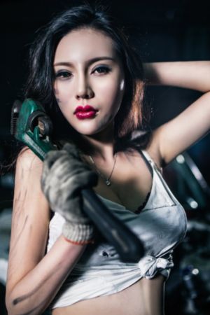 办公楼技术熟练之人_迅雷手机免费观看