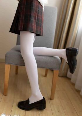 商务旅行戴绿帽子的女老板_1080手机免费观看完整